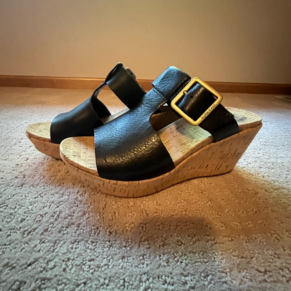 Kork-Ease Andi Sandal Black Leather Platform Wedge Size 11 LIKE NEW!